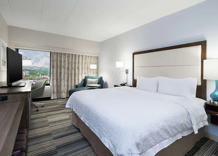 Hampton Medical Center 3*